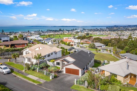28 Savoy Road, Orewa, Orewa