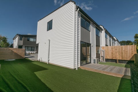 88D Sylvan Crescent, Te Atatu South, Auckland