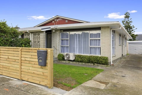 2/228 Taita Drive, Avalon, Lower Hutt