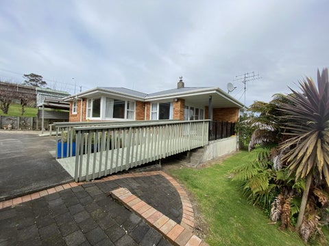 123 Cambridge Road, Bethlehem, Tauranga