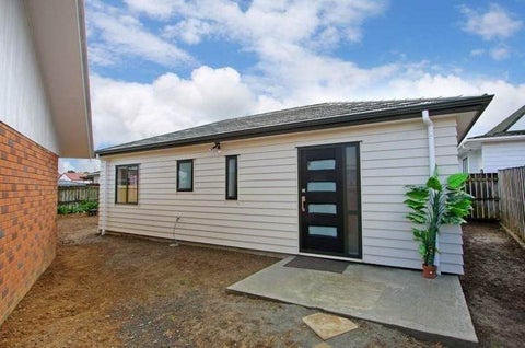 48 Aviemore Drive, Highland Park, Auckland
