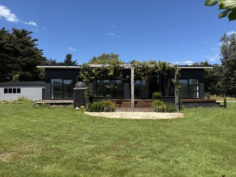 275 High Street, Solway, Masterton