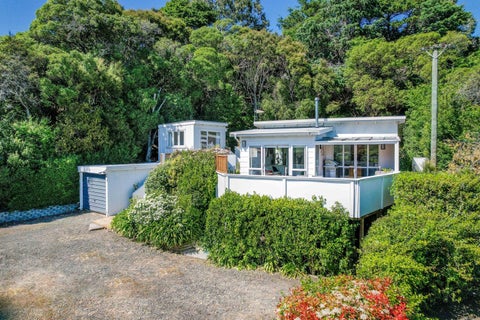 3 Bayview Crescent, Duvauchelle, Duvauchelle