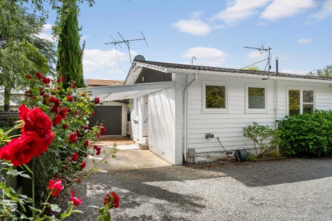 2/345 Fergusson Drive, Heretaunga, Upper Hutt