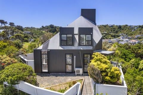 20 Carlisle Street, Island Bay, Wellington