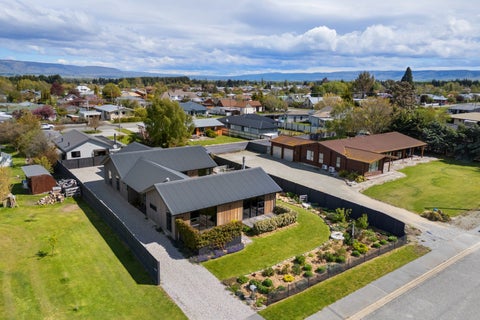 8 Launceston Place, Ranfurly, Ranfurly
