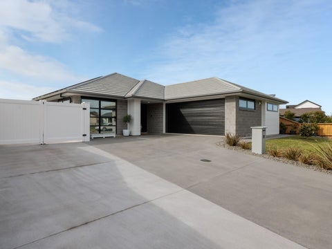 63 Te Ranga Memorial Drive, Pyes Pa, Tauranga