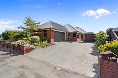 39 Munro Street, Redwood, Christchurch