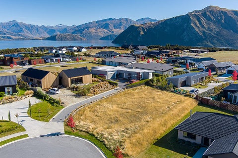 8 Avalanche Place, Wānaka