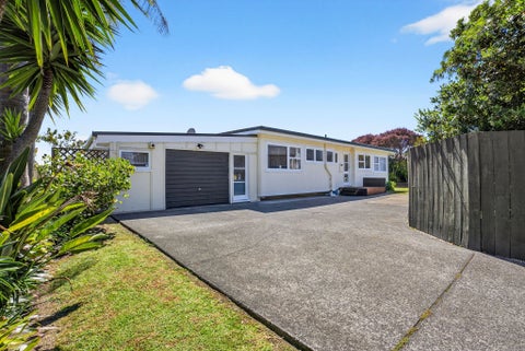 1/55B Springs Road, Parakai, Helensville