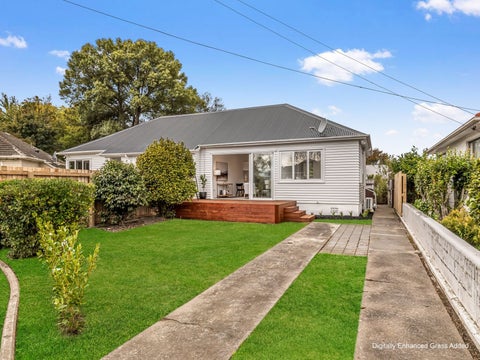 16 Kitchener Place, Opawa, Christchurch