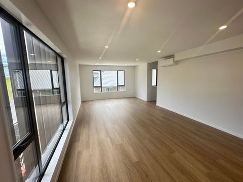 4/8 Grove Lane, Pakuranga, Auckland