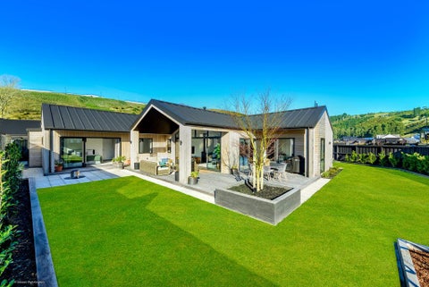 1 Carex Rise, Cracroft, Christchurch