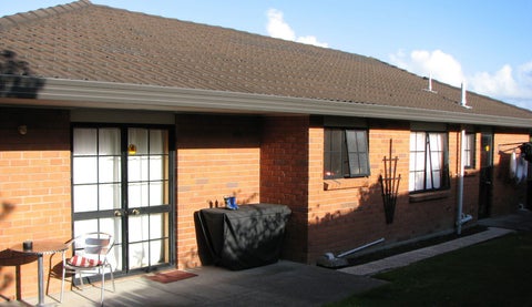 2/71 Vintage Drive, Henderson, Auckland