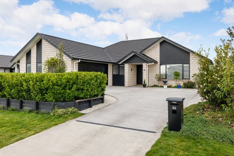 46 Norfolk Drive, Cambridge, Cambridge
