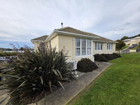 1 Roach Street, Holmes Hill, Oamaru