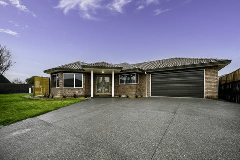 7 Phoenix Lane, Northcote, Christchurch