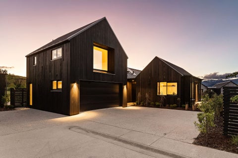 9 McKenzies Shute, Jacks Point, Queenstown