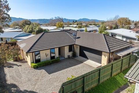 15A Rousehill Street, Renwick