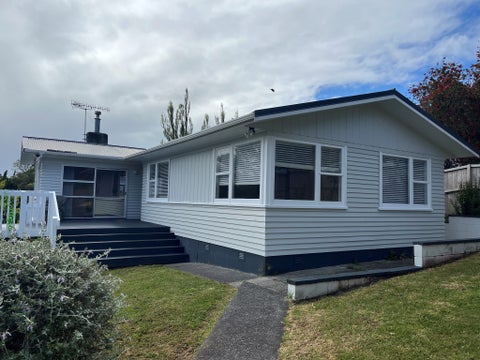 67 Mountbatten Avenue, Hillcrest, Auckland