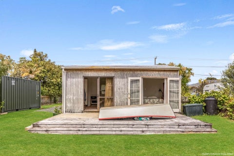 33 South Highway East, Whitianga