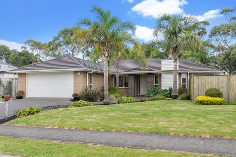 71 Parkhaven Drive, Rosehill, Papakura
