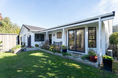 9 Lakewood Avenue, Churton Park, Wellington