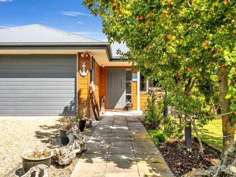 27 Reserve Road, Waikuku Beach, Waikuku Beach