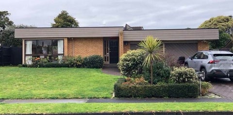 37 Cornelian Crescent, Half Moon Bay, Auckland