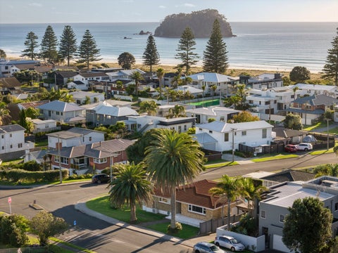 95 Oceanview Road, Mount Maunganui