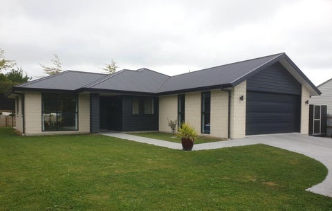 2 Fisher Place, Glenwood, Timaru
