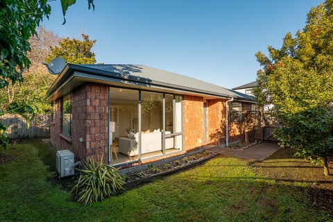 89 Charles Street, Waltham, Christchurch