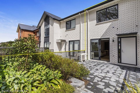 24 Nganui Avenue, Conifer Grove, Auckland