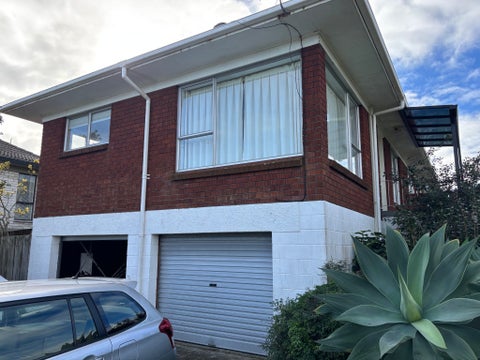1/6 Hedge Row, Sunnyhills, Auckland
