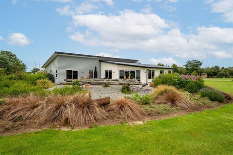 128 Julloch Road, Orari