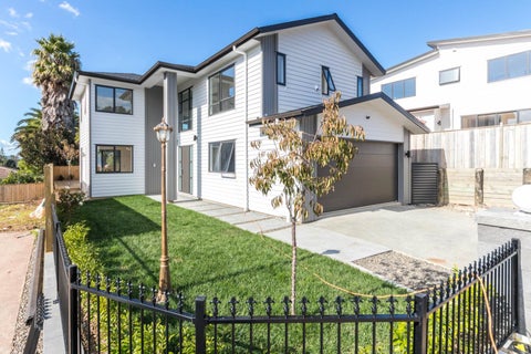 17 Armstrong Place, New Lynn, Auckland