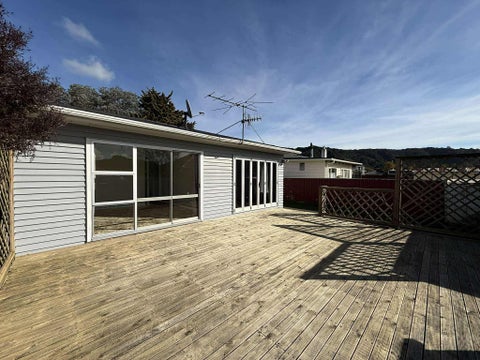 120 Wainuiomata Road, Wainuiomata, Lower Hutt