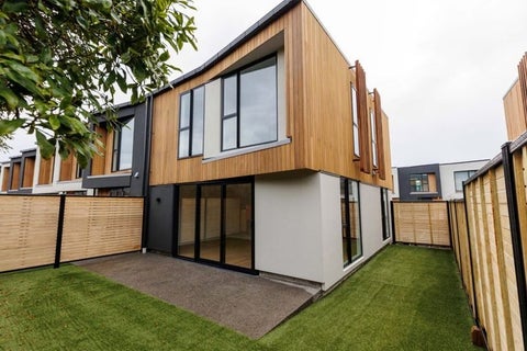 16/10 Trieste Way, Paraparaumu, Paraparaumu
