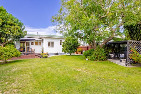 810 Frederick Street West, Mahora, Hastings