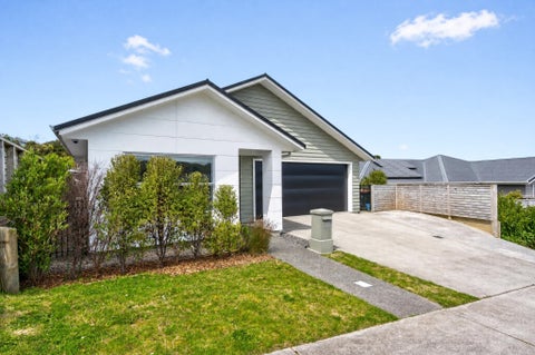 142 Waipounamu Drive, Kelson, Lower Hutt