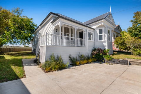 5 Porter Crescent, Helensville, Helensville