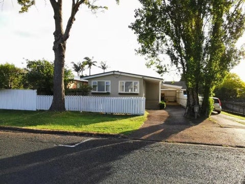 1/16 Alma Road, Milford, Auckland