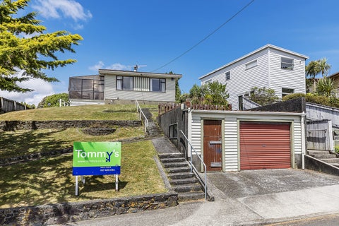 4 Hillary Street, Tawa, Wellington