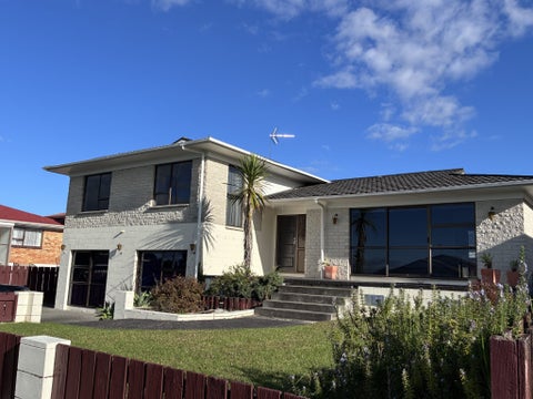 25 Butterworth Drive, Glendene, Auckland