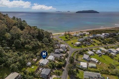 72 Ocean Beach Road, Tairua, Tairua