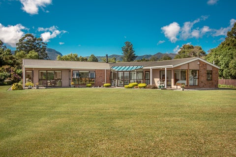 121 Caledonian Road, Westport, Westport