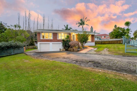 26 Walpole Avenue, Hillpark, Auckland