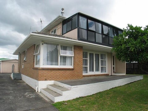 44 Edinburgh Avenue, Rosehill, Papakura