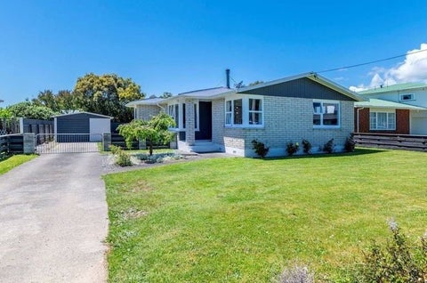 172 Queen Street West, Levin, Levin