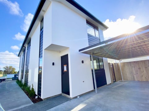 2/52 Hills Road, Edgeware, Christchurch